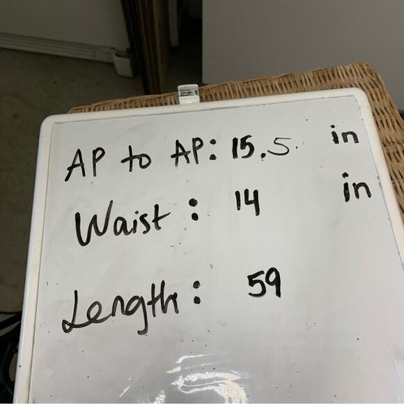 Lulu’s peach romantic heart off shoulder lace mermaid maxi gown dress medium - Picture 6 of 7